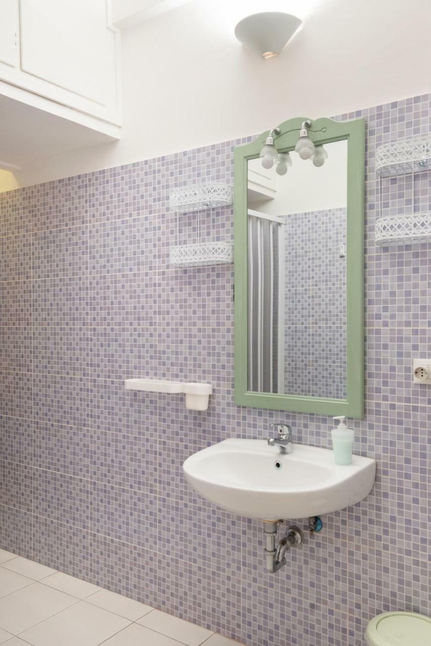 Take It Easy Roma Guest House Экстерьер фото