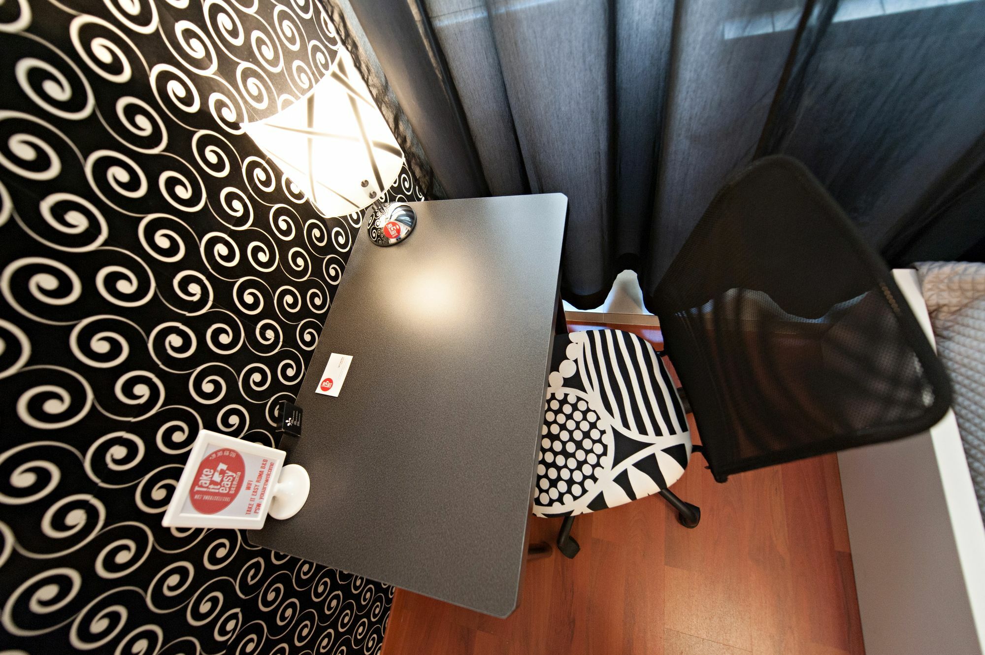 Take It Easy Roma Guest House Экстерьер фото